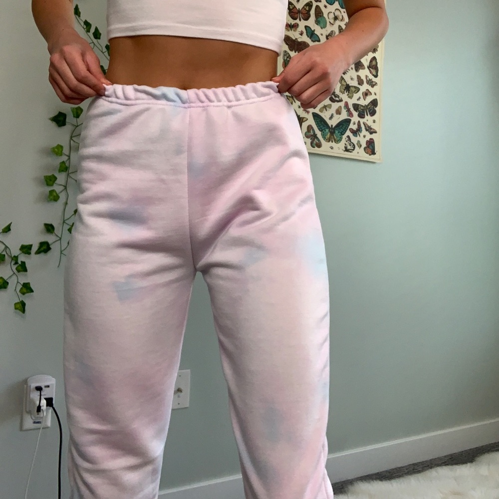 SOLD ON INSTA @laluna.thread